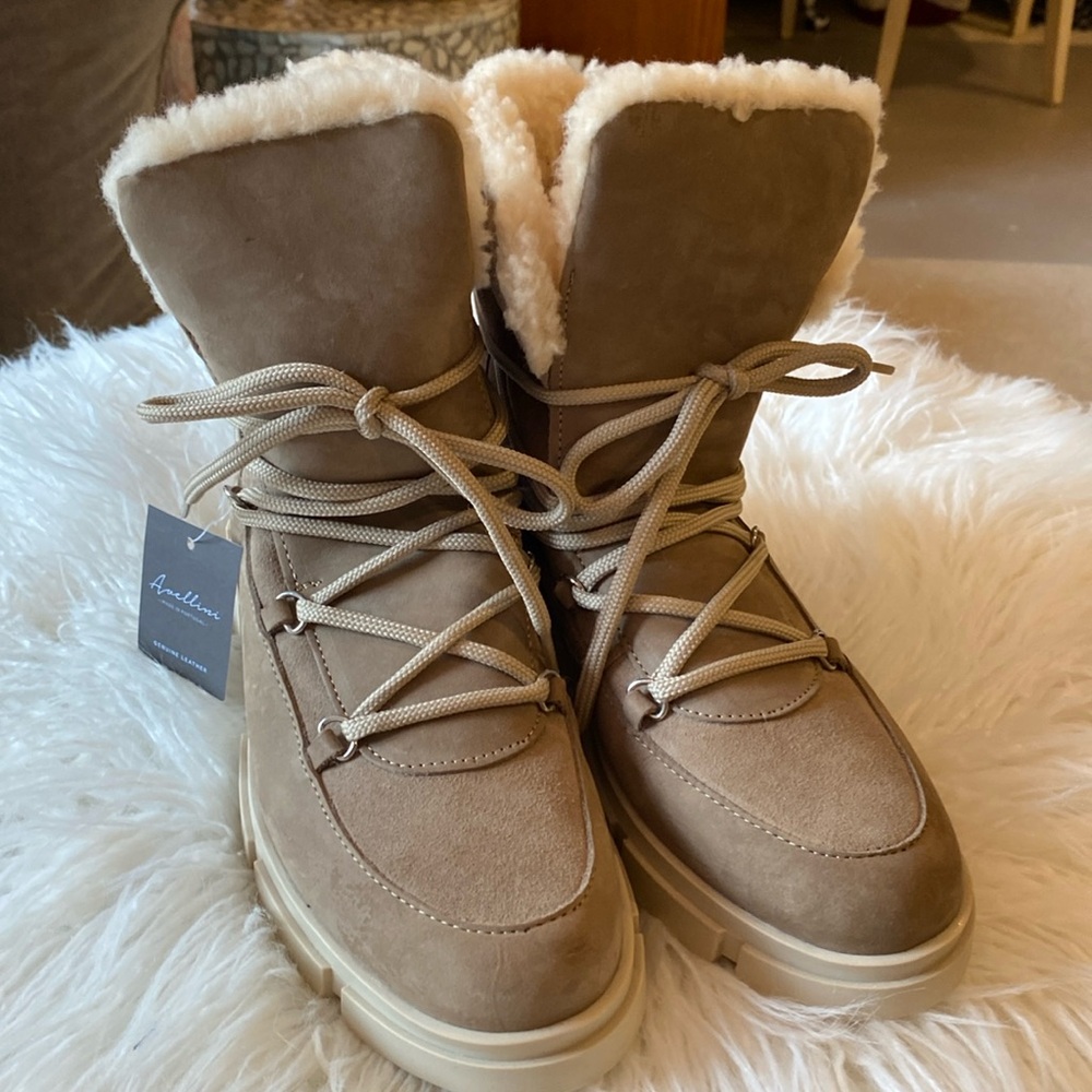 Suede and fax fur lined Avellini Boots